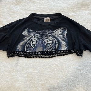 LF tiger crop top